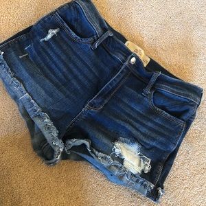 Hollister high waisted jean shorts Sz 9